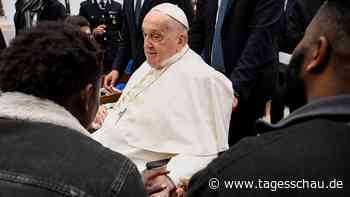 Gesundheitlich angeschlagener Papst reduziert Programm zu Ostern