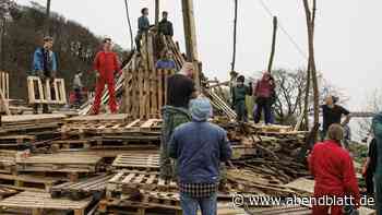 Osterfeuer: Wie die Blankeneser seit Generationen ums Holz kämpfen