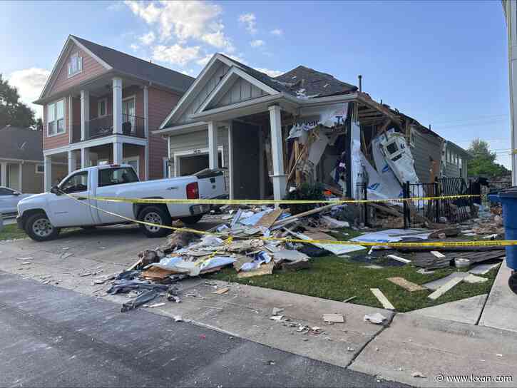 Suspect in south Austin explosives incident was on parole for related charges: APD