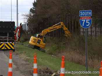 ODOT contractor replacing I-75 noise wall in Perrysburg