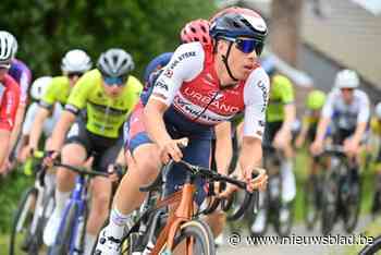 Belofte Brent Van Cauwelaert twijfelde na moeilijk jaar om fiets aan de haak te hangen: “Vorig jaar bezweek ik onder de mentale druk, gelukkig hebben mijn ouders hebben op me ingepraat”
