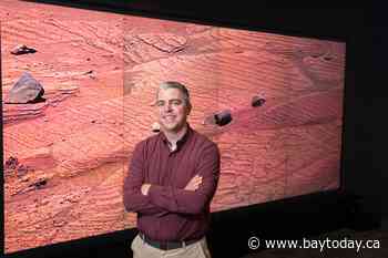 Curiosity rover finds carbon deposits on Mars - more evidence of water on surface