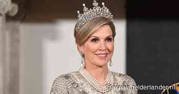 Na een lunch in het paleis was Máxima het majestueuze gedoe blijkbaar even zat