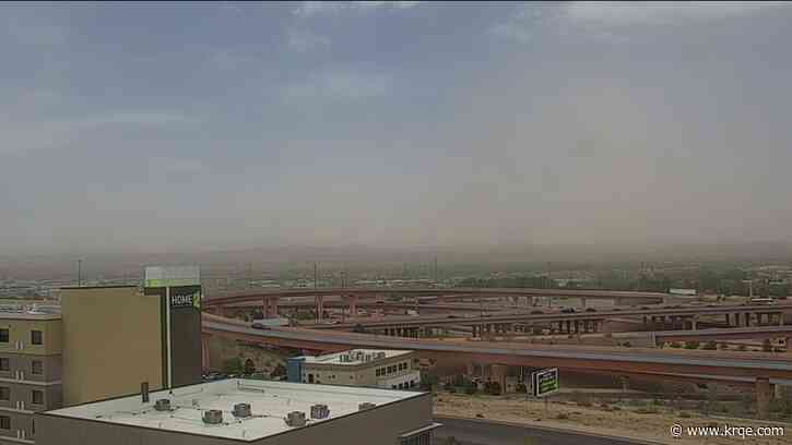 Blowing dust causes health alert for Albuquerque
