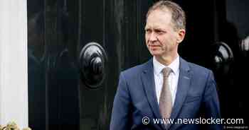 Ambtenaren Financiën: minister Van Hijum zwakte oordeel over pensioenplan NSC af