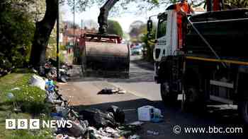 Bin strike talks over Easter if needed - council