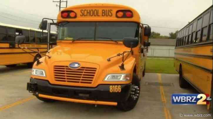 EBR school board votes yes on placing cameras on school buses
