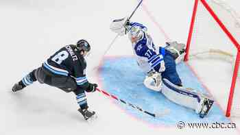 Jets' Connor Hellebuyck says he's ready for rematch against Blues' backstop Binnington