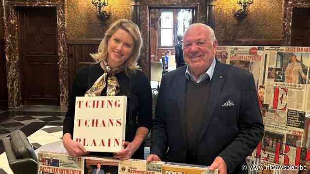 Ook Antwerps burgemeester Els van Doesburg fan van kunstenaar Erik Willems en vice versa: “Zij is de moeder van alle Antwerpenaren”