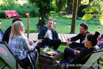 Grote ‘gazon’ naast Kristallijn wordt opnieuw zomerbar: “Openingsavond al volledig volzet”