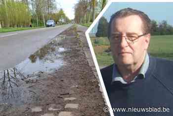 Verzakte kasseien en wateroverlast: oppositie bezorgd over slechte staat fietspaden