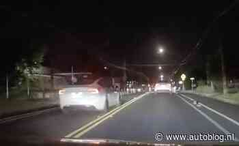 Video: Karma voor snelle Tesla-aso