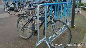 Arendonk plaatst slimme ‘fietsnadars’ aan drukke bushaltes