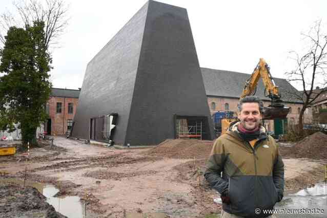 Kan Kortrijk vloedgolf aan nominaties omzetten in cultuurprijzen: “Jullie stem zal het verschil maken”