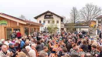 Achenmühle feiert die Dorfplatz-Verwandlung: Vom Parkplatz zum Treffpunkt mit Attraktionen