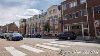 Voetgangers kunnen binnenkort veiliger oversteken aan ‘t Oud Moederhuis: “We planten ook vier nieuwe bomen aan”