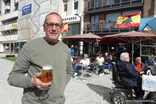 Alain (60) brengt al tien jaar Spaanse sfeer naar Grote Markt: “Vernieuwing van marktplein is nu al de moeite waard gebleken”