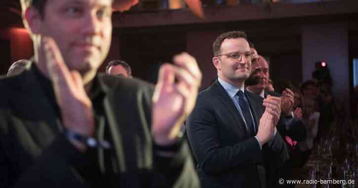 AfD-Debatte: Klingbeil sieht CDU-internes Foul gegen Merz