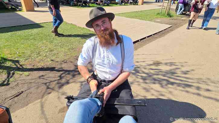 'Alles kan op Paaspop', van schoenen poetsen tot eieren gooien