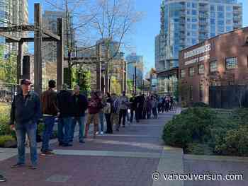 Federal Election: Vancouver voters face waits of two-hours as advance polls open