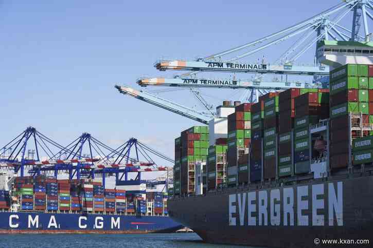 UT Austin Professor: US tariffs, threats 'absolutely' set up China for regional trade takeover