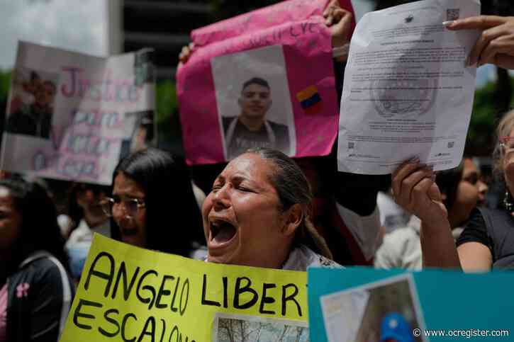 ACLU claims administration is restarting deportations under 18th century wartime law