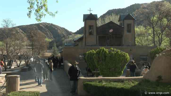 'It's time for reflection': Thousands embark on pilgrimage to El Santuario de Chimayó