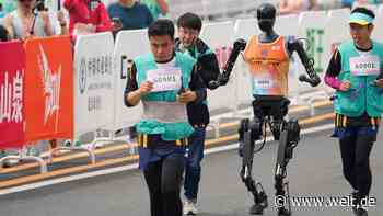 Schneller als Menschen? Roboter traten bei Halbmarathon in China an