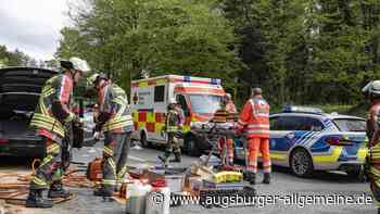 Schwerer Unfall bei Lindau: Jugendliche musste reanimiert werden, sechs Verletzte