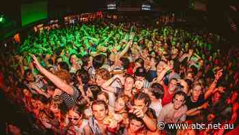 Byron Bay to trial relaxed rules to boost 'waning' nightlife