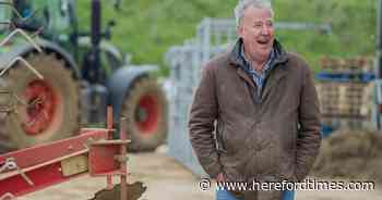 Rock legend visits Jeremy Clarkson’s Cotswold pub