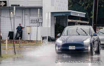 Stormy weather wreaks havoc across Hawaiian Islands