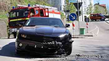 Crash am Stadtberg: Chevrolet übersieht Audi beim Abbiegen