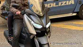 Trolley stupefacente, scambio di droga in piazza: tre arresti