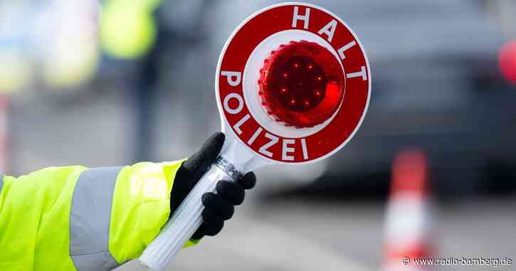 Mann mit zahlreichen Waffen an tschechischer Grenze gestoppt