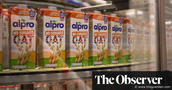 Oat milk rises to top as Britain’s preferred plant-based drink