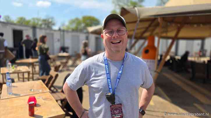 Eisen van artiesten: zwarte Mercedes, puppy’s en een foto van Ellie Lust