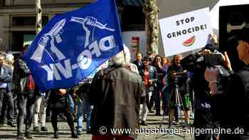 Friedensdemo: 200 Menschen nehmen an Ostermarsch durch Augsburg teil