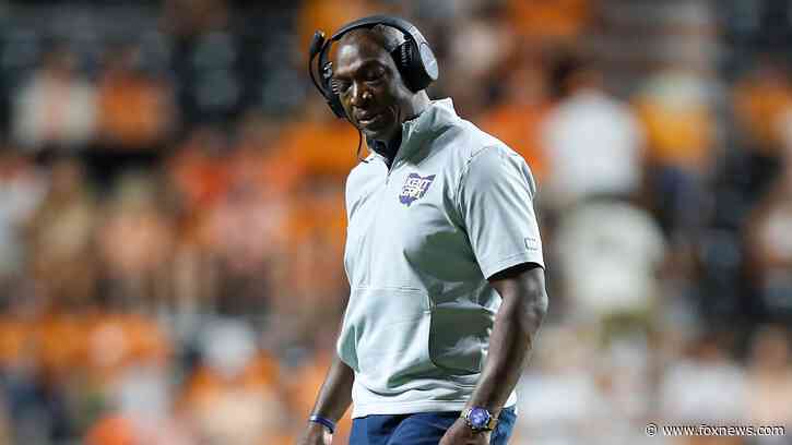 Former Kent State coach took over $100,000 in loans from booster, investigation says