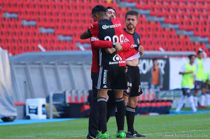 El día que Gerardo Espinoza goleó a Chivas en un Clásico Tapatío