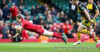 Scarlets come back to beat Dragons and keep play-off hopes alive at Judgement Day