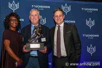 Former Yorktown football coach honored by D.C. Touchdown Club