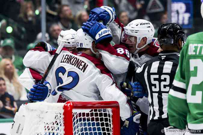 Nathan MacKinnon scores 2, assists on another as Avalanche open NHL playoffs with 5-1 win over Stars