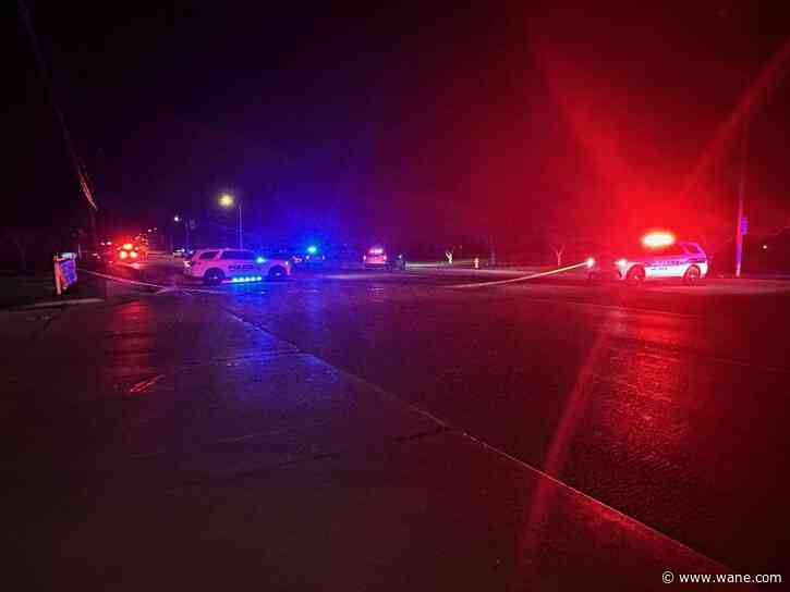 1 dead after crashing into utility pole