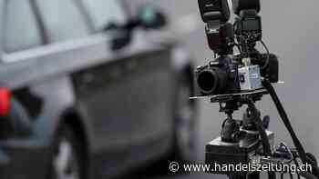 Gleich zwei Raserfahrten mit Tempo 147 in der Schweiz