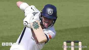 Hampshire remain in control against Somerset