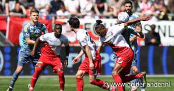 LIVE eredivisie | FC Utrecht slaat met eerste kans toe tegen Ajax, Haller werkt bal binnen tegen zijn oude club