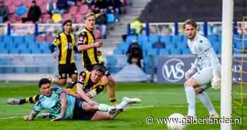 Vitesse-jongelingen spelen voor zichzelf én supporters: ‘De kans die ik hier krijg, blijft mij altijd bij’