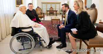 Pope Francis gives well-wishers Easter surprise after meeting JD Vance