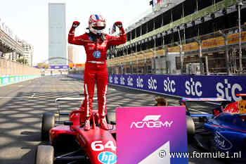 Nederlandse Maya Weug pakt zege op Jeddah: ‘Het was een gekke race’